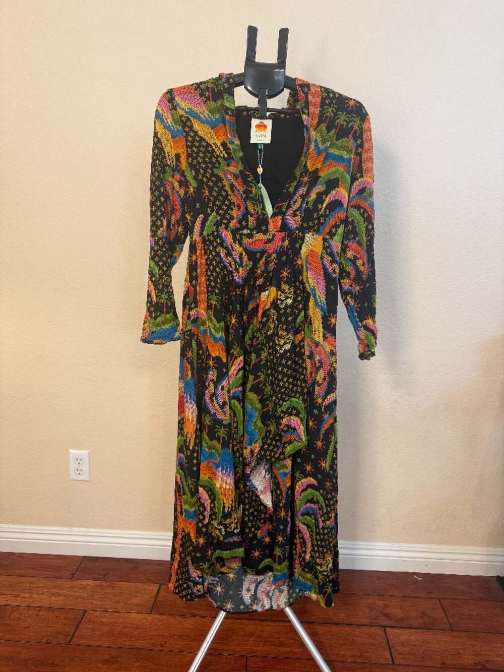 NWT FARM Rio Macaw Island Maxi Dress, Size M